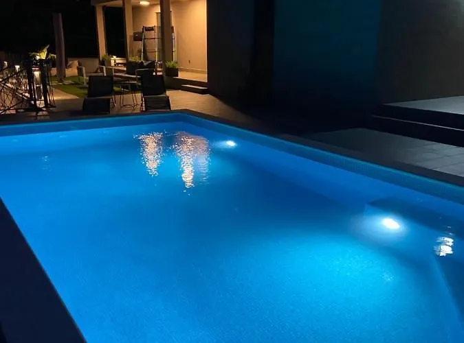 Вилла Castanea *